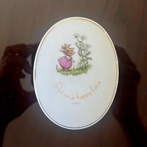 Genuine Porcelain 4- Piece 'Tiny Talks' Joyful Phrases Plaques! - Picture 3 of 10